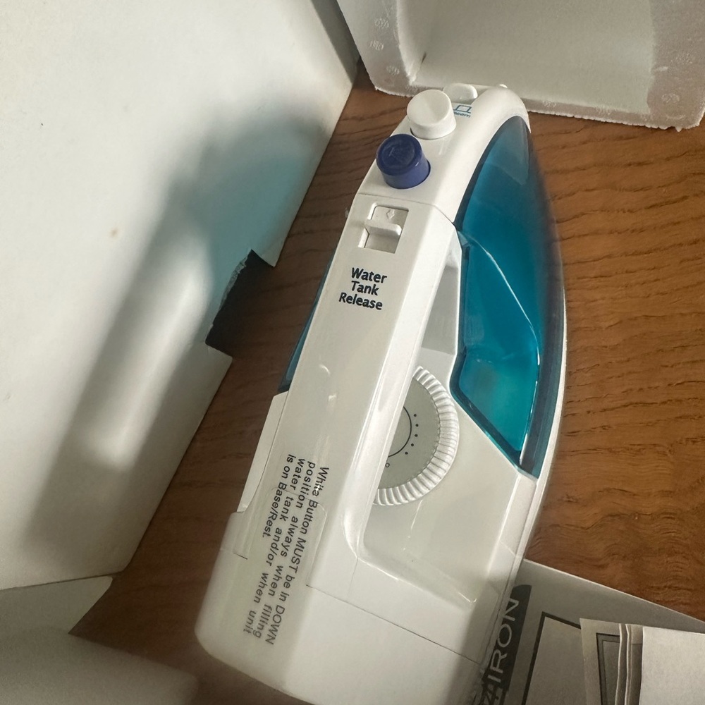 Home Well cordless iron - Picture 4 of 10
